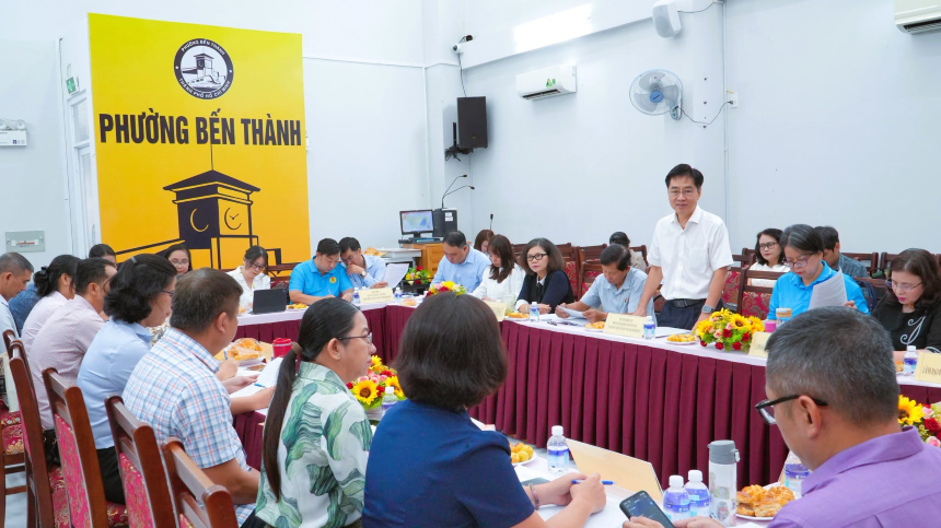 Ngày 6/10, tại UBND phường Bến Thành, Đoàn khảo sát, giám sát của Ban Thường trực Ủy ban MTTQ Việt Nam TPHCM đã có buổi làm việc về công tác tổ chức khám sức kh...