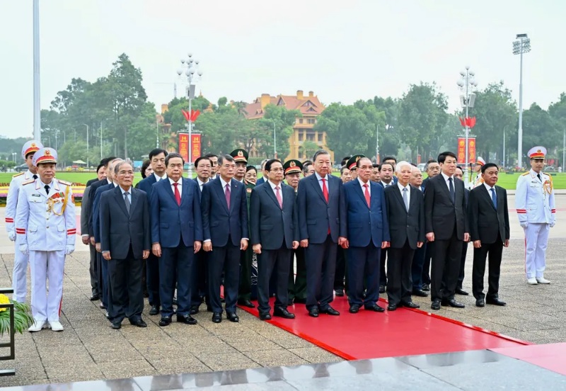 81 năm trước, dưới ngọn cờ lãnh đạo của Đảng, Cách mạng Tháng Tám thành công, đất nước ta đã giành được quyền độc lập, nhân dân ta được hưởng quyền tự do. Tiếp...